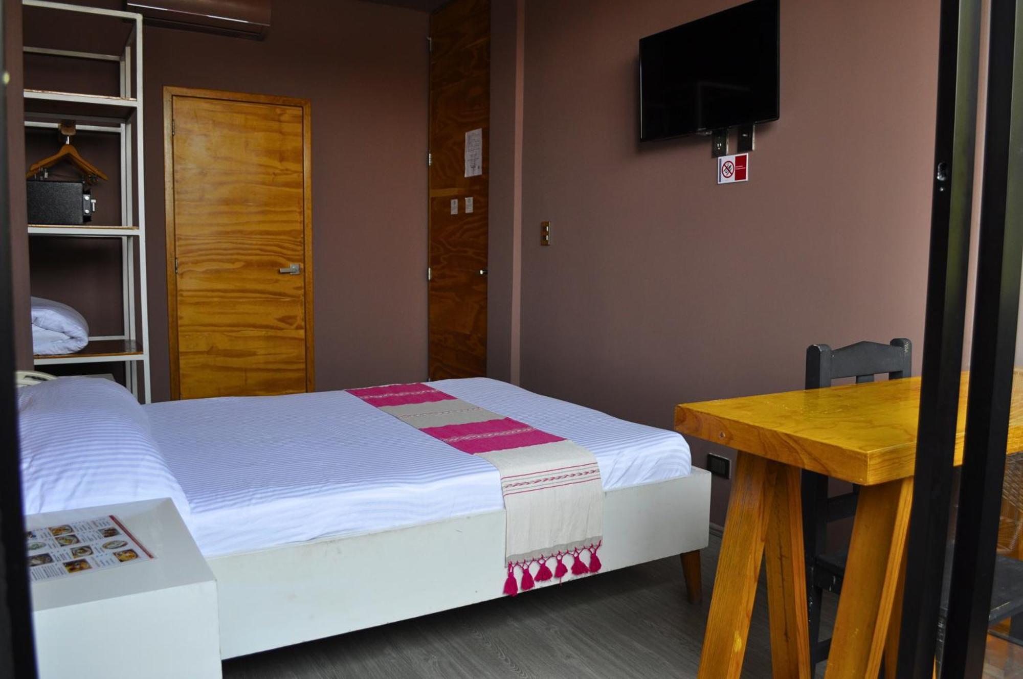 Hotel Momotus Tuxtla - Desayuno Incluido 툭스틀라 외부 사진